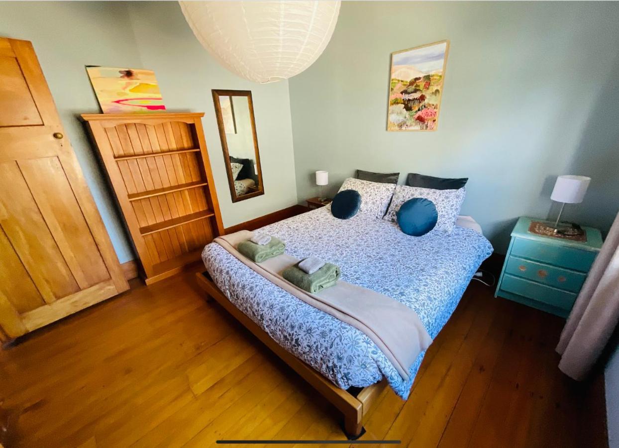 Holiday home Cabbage Tree - Summer Or Winter Beachfront Haven *
